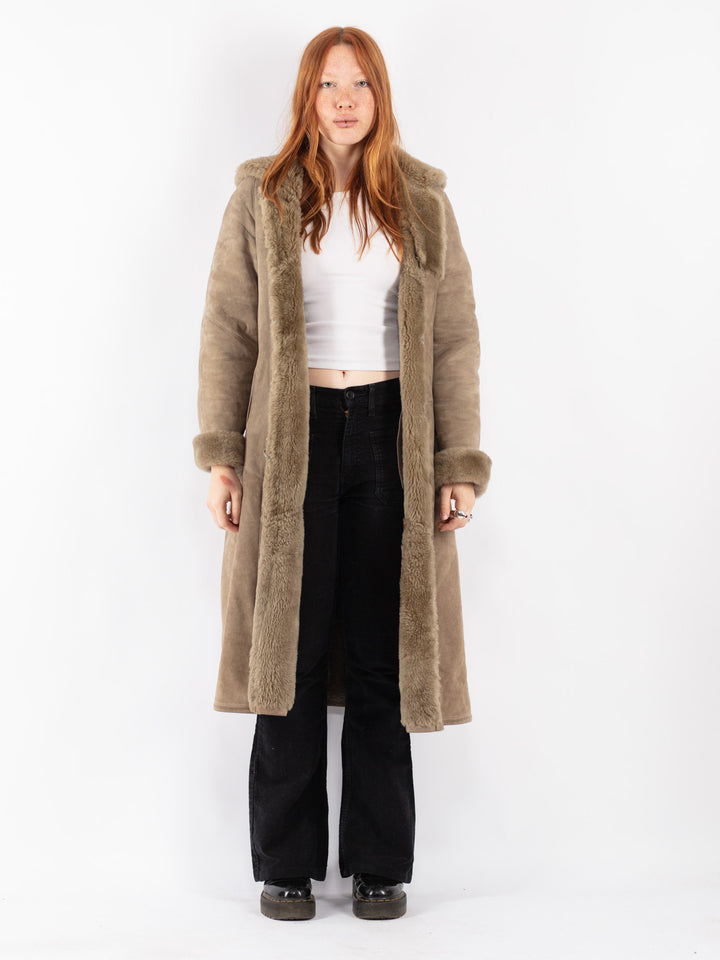Vintage 70's Women Sheepskin Coat in Beige