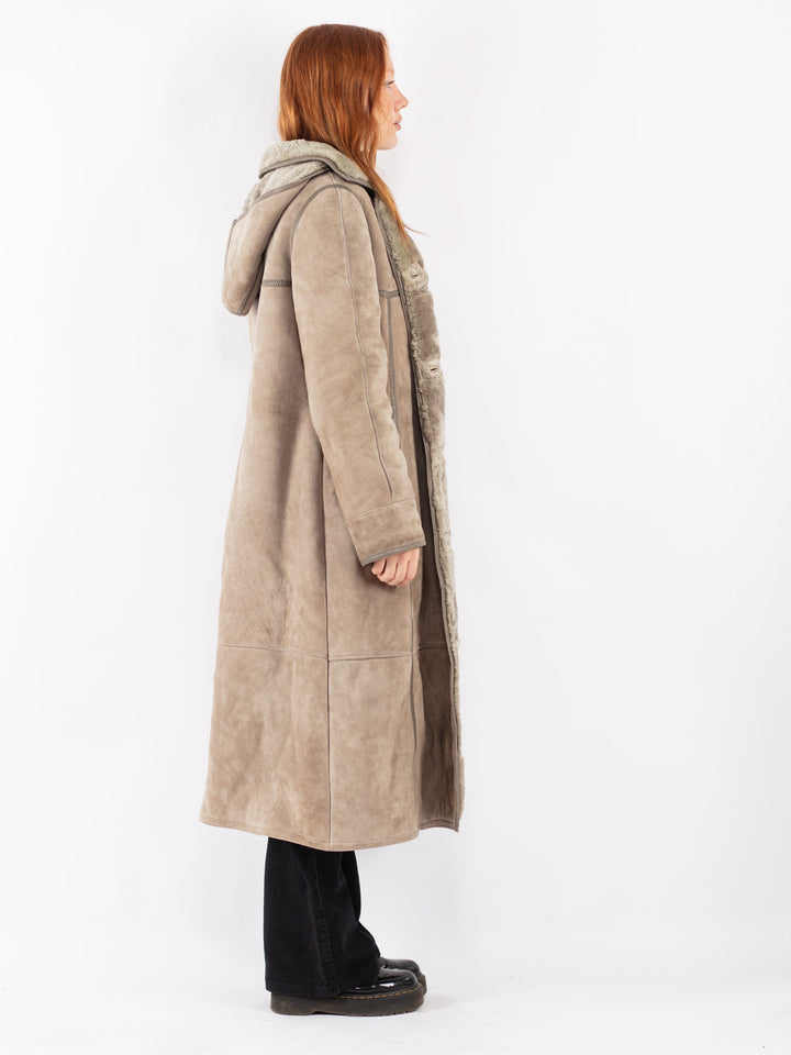 Vintage 70's Women Sheepskin Coat in Beige