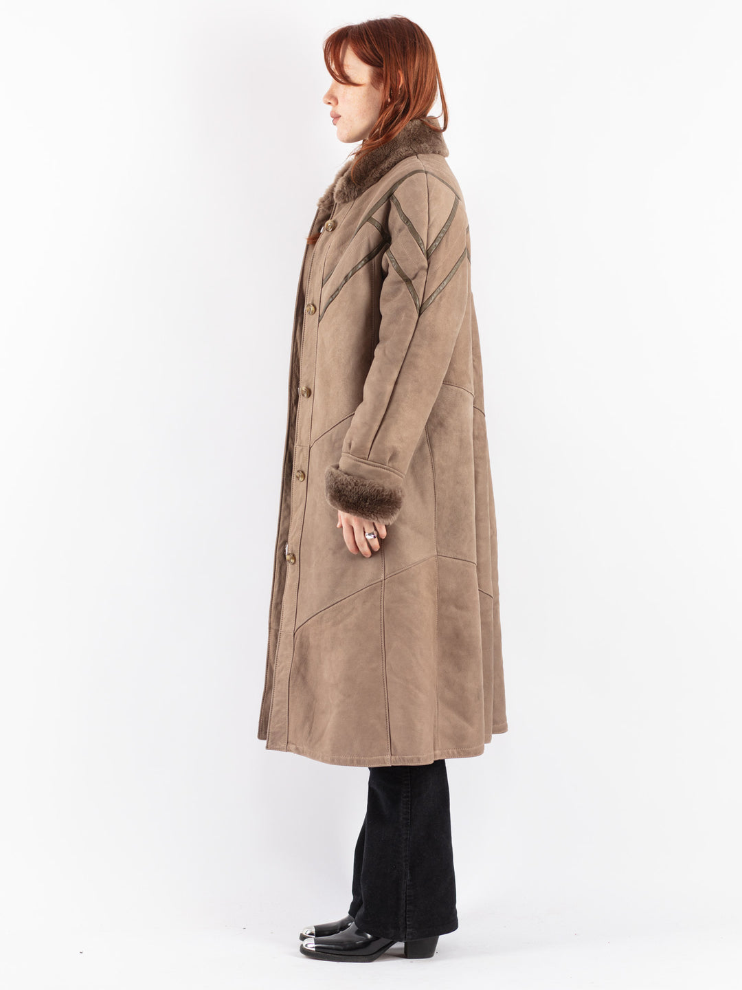 Vintage 70's Women Sheepskin Coat in Beige