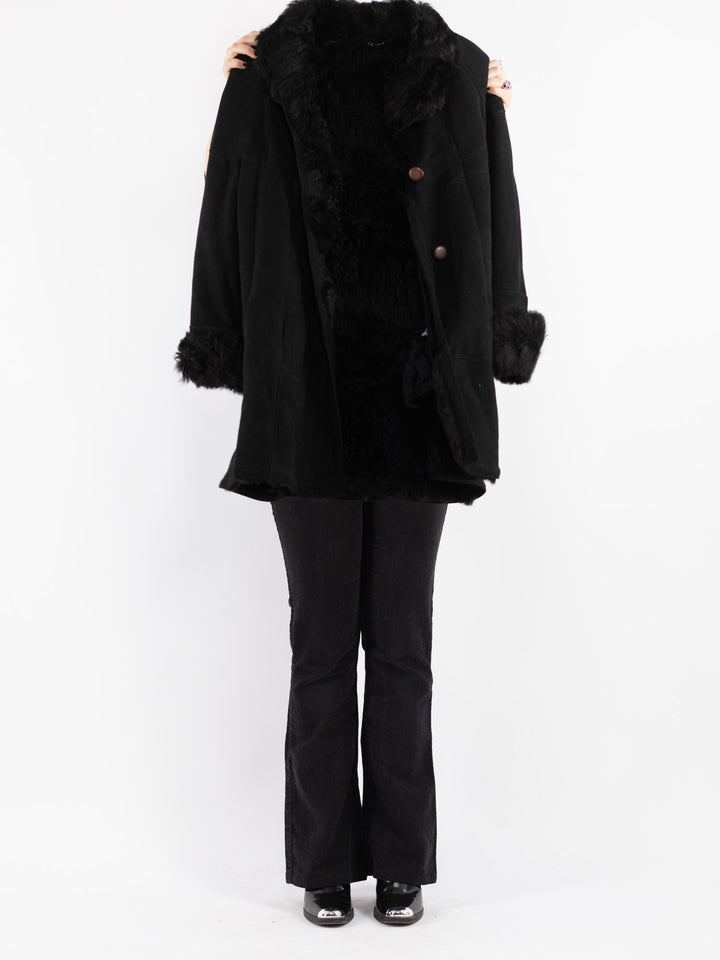 Vintage 70's Women Sheepskin Shearling Coat in Black