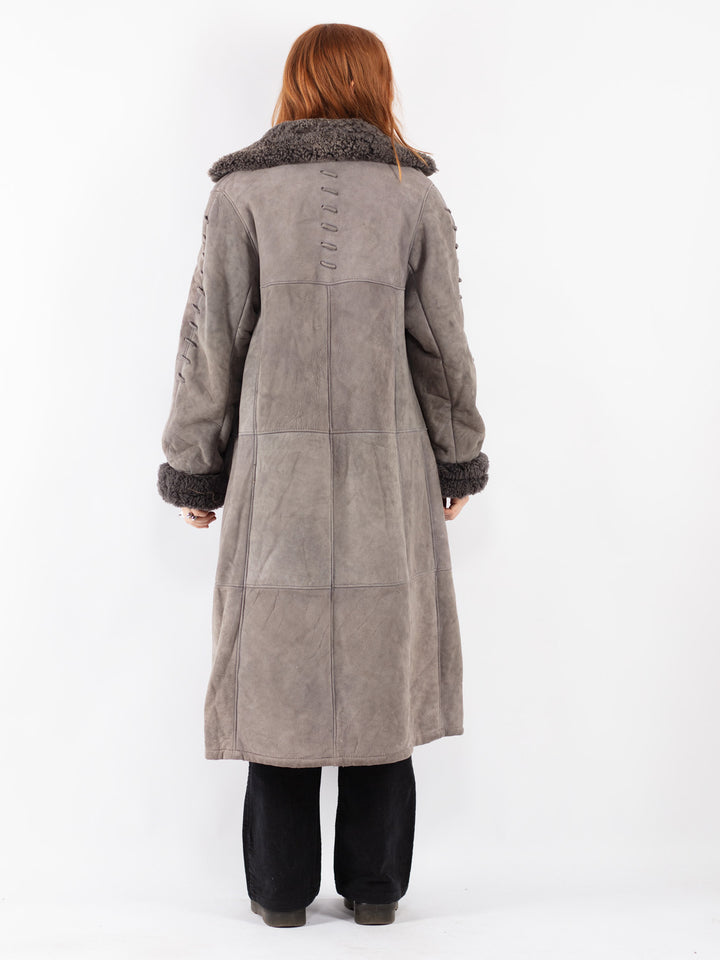 Vintage 70's Women Sheepskin Coat in Gray