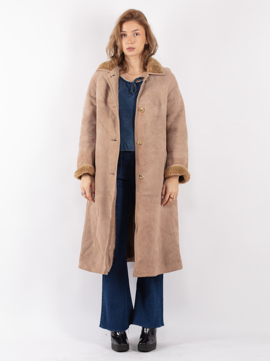 Vintage 70's Women Sheepskin Coat in Beige