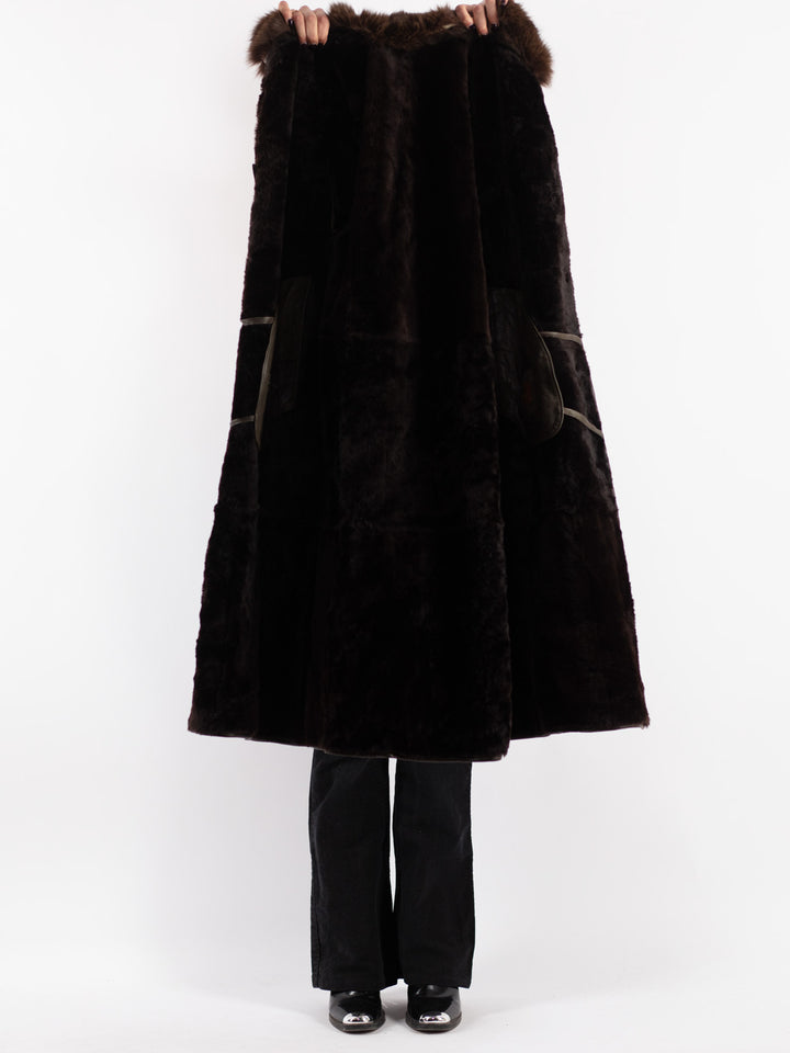 Vintage 70's Women Sheepskin Coat in Brown