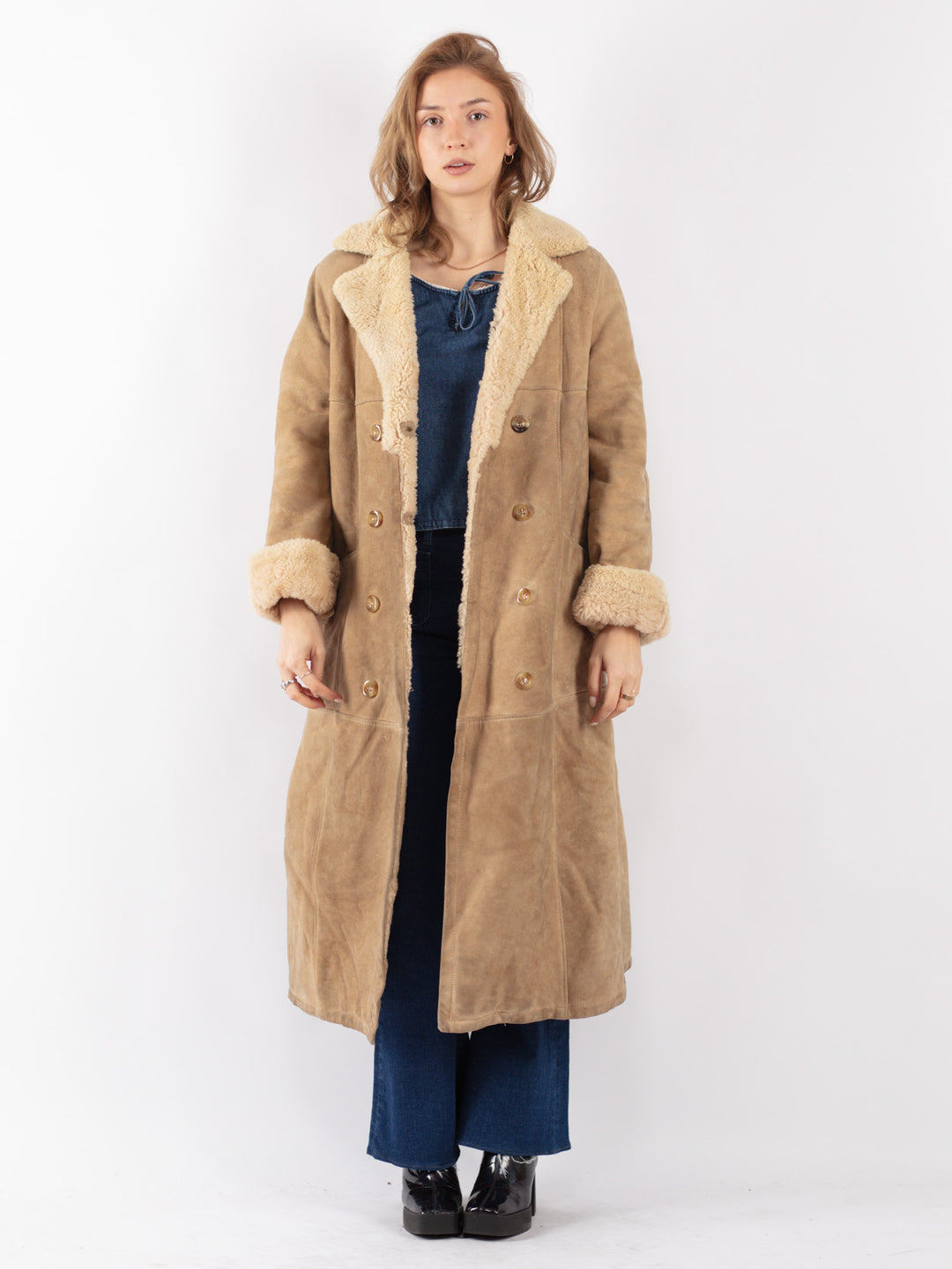 Vintage 70's Women Sheepskin Coat in Beige