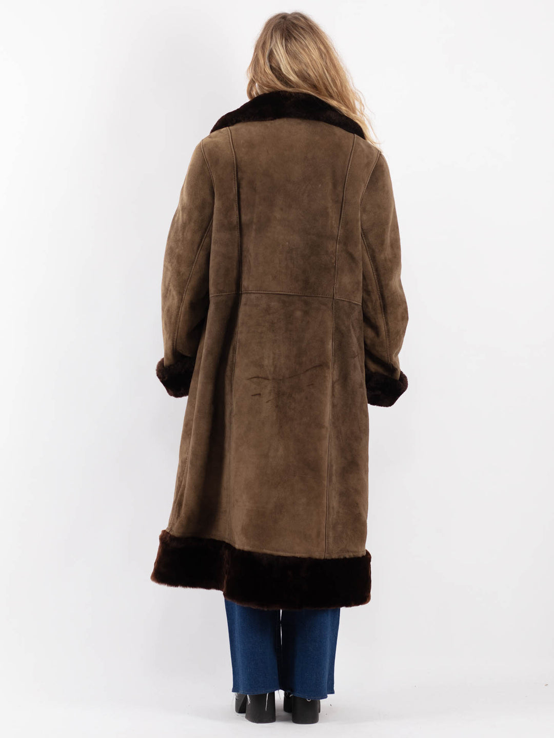 Vintage 70's Women Sheepskin Coat in BeigeV9202