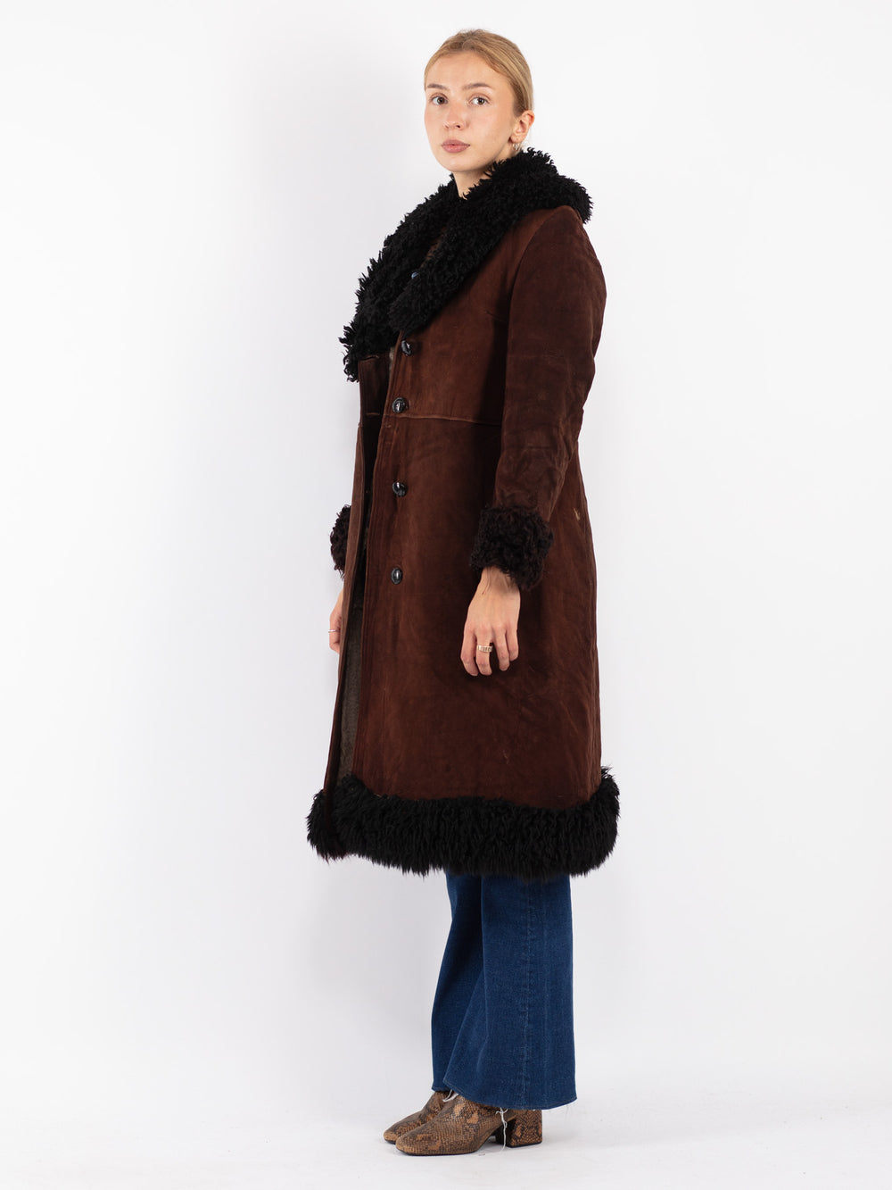 Vintage 70's Women Sheepskin Coat in Brown