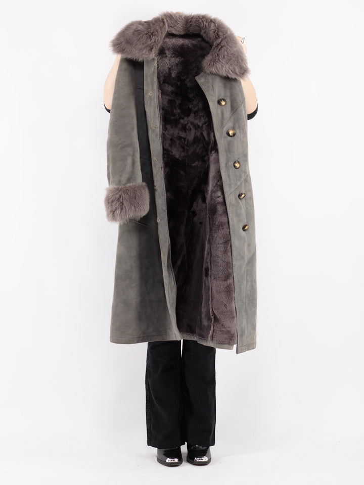 Vintage 70's Women Sheepskin Shearling Coat in Gray