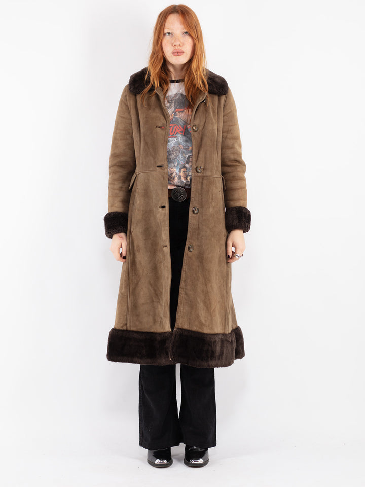 Vintage 70's Women Sheepskin Coat in Beige