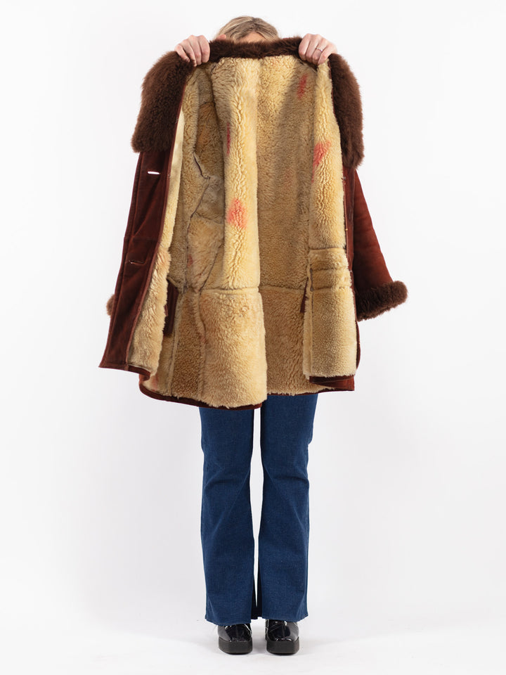Vintage 70's Women Sheepskin Coat in Brown