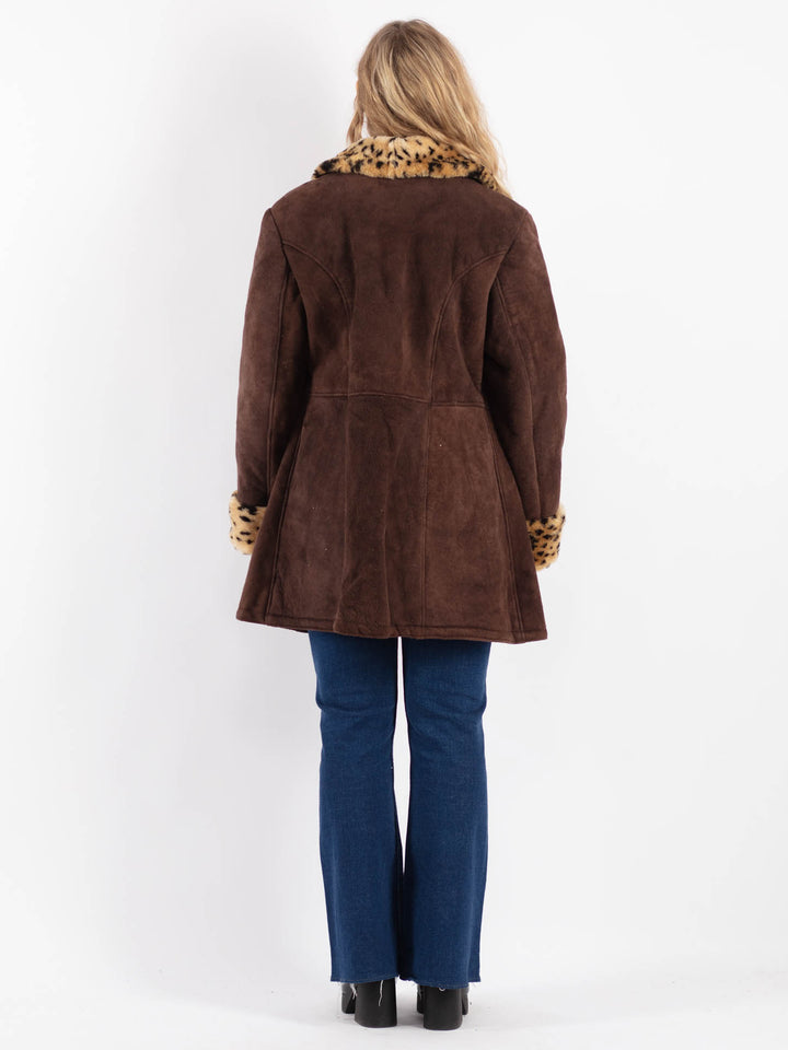 Vintage 70's Women Sheepskin Coat in BrownV9210