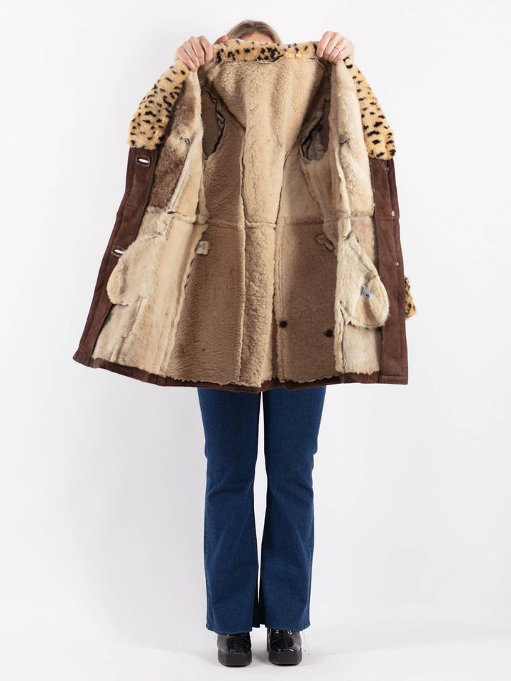 Vintage 70's Women Sheepskin Coat in BrownV9210