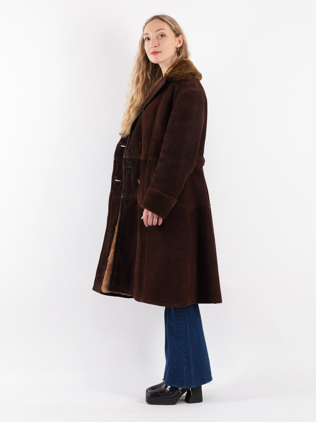 Vintage 70's Women Sheepskin Coat in Brown