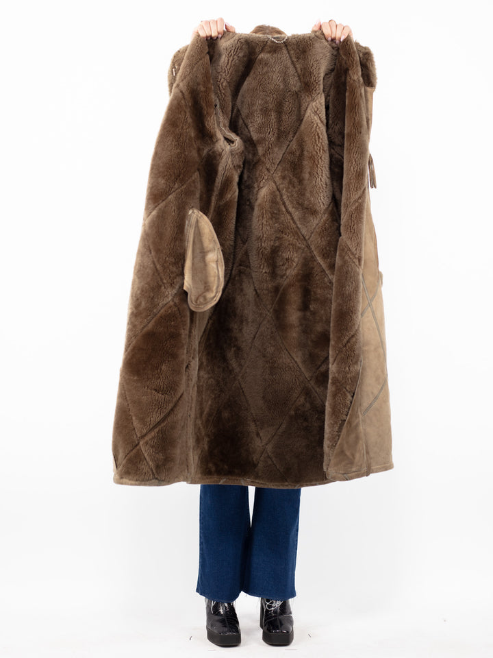 Vintage 70's Women Hooded Sheepskin Long Coat in Beige