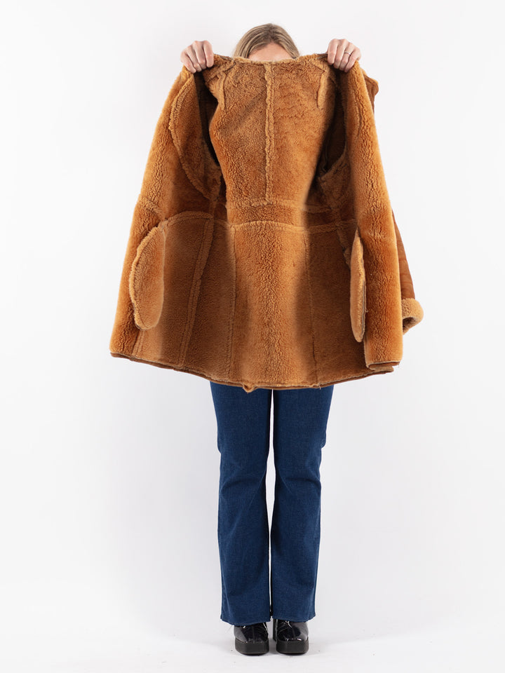Vintage 70's Women Sheepskin Coat in Brown