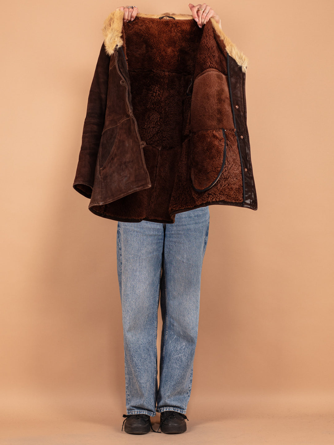 Vintage 70's Women Sheepskin Coat in Brown - NorthernGrip