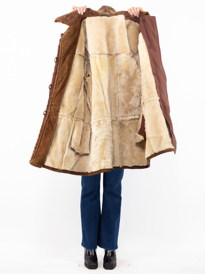 Vintage 70's Women Sheepskin Coat in Brown