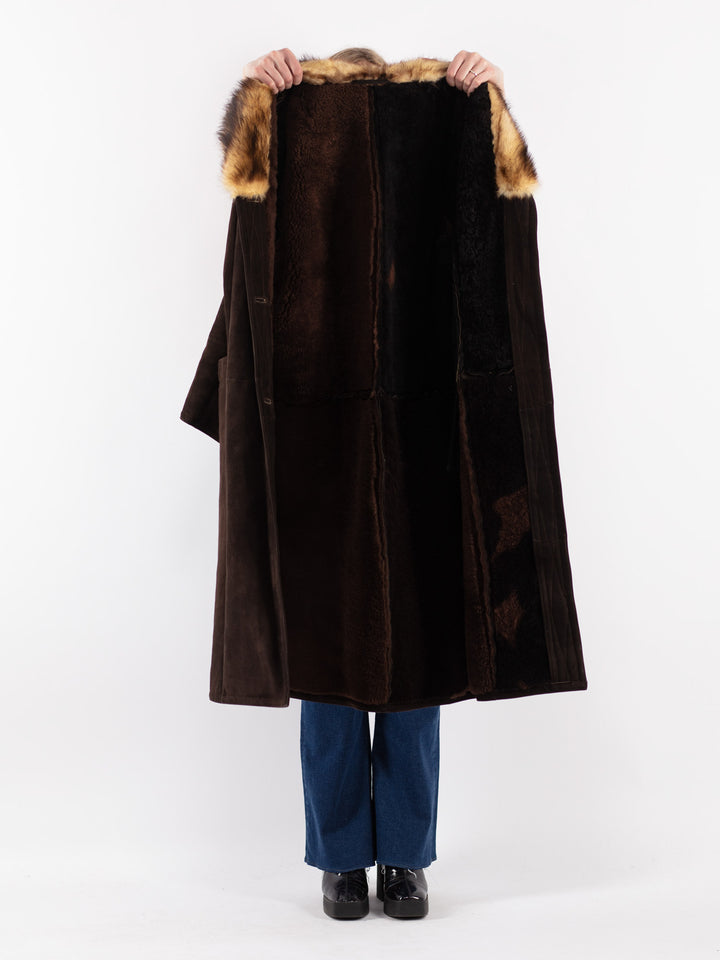 Vintage 70's Women Sheepskin Coat in Brown