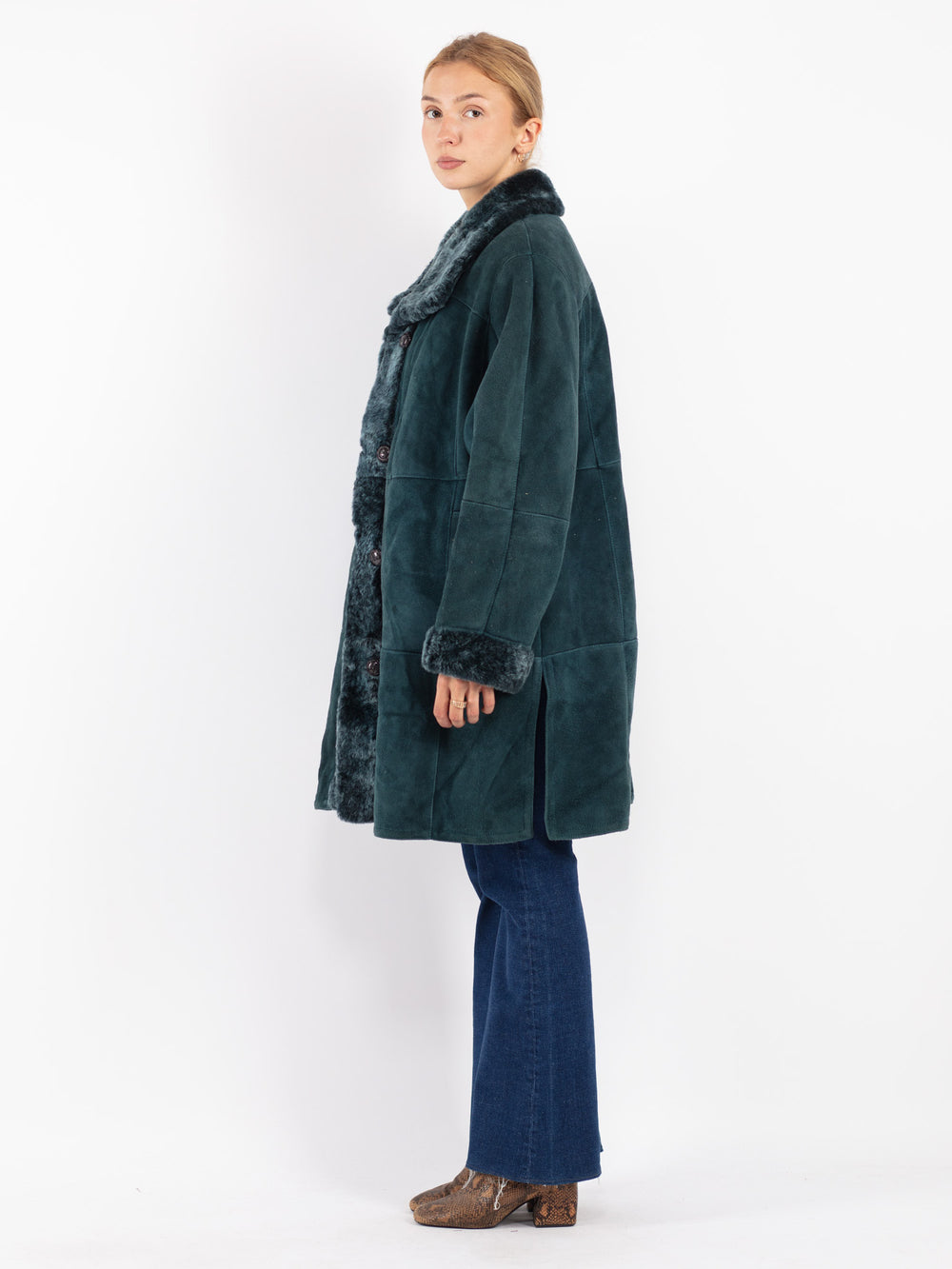 Vintage 70's Women Sheepskin Coat in Blue