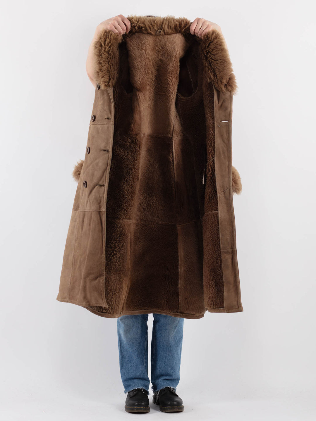 Vintage 70's Women Sheepskin Coat in BeigeV9304