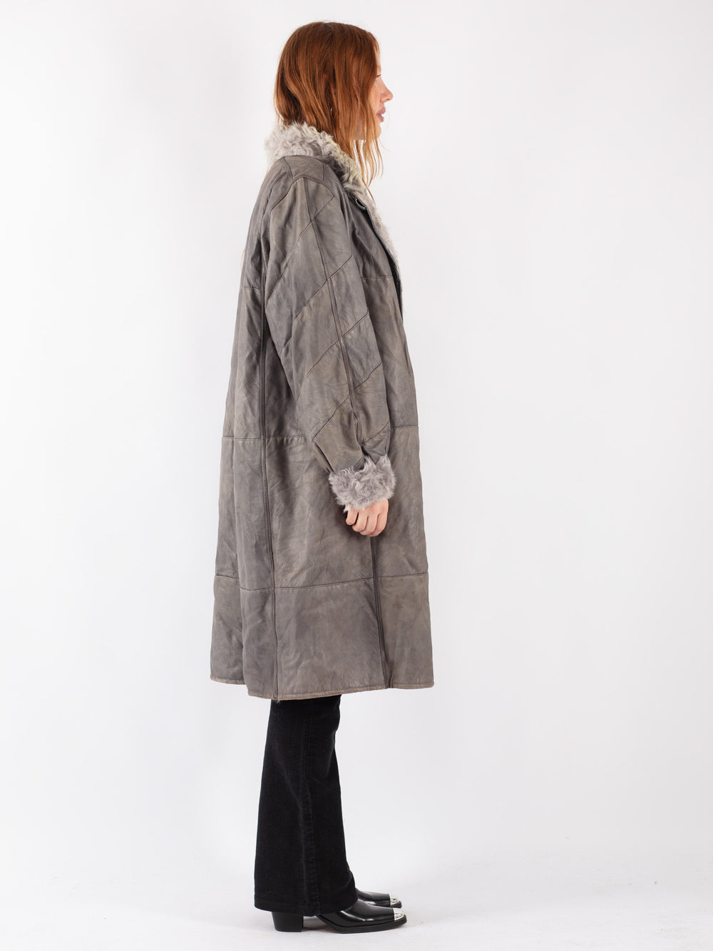 Vintage 70's Women Sheepskin Coat in Gray