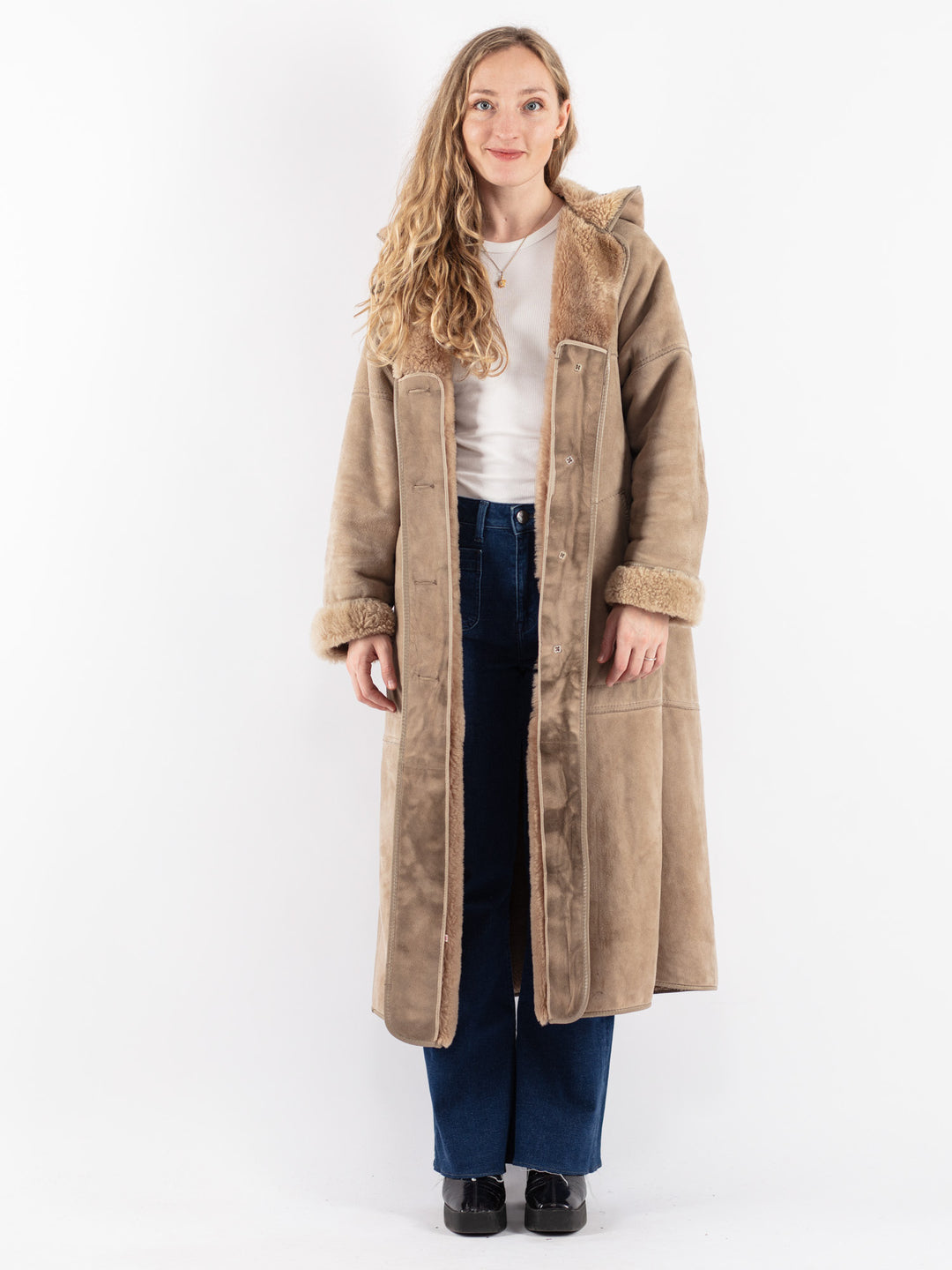 Vintage 70's Women Sheepskin Coat in Beige