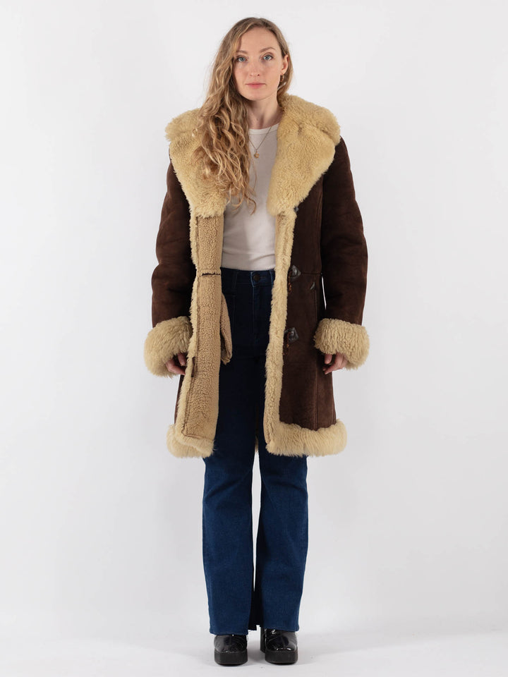 Vintage 70's Women Sheepskin Coat in BrownV9430