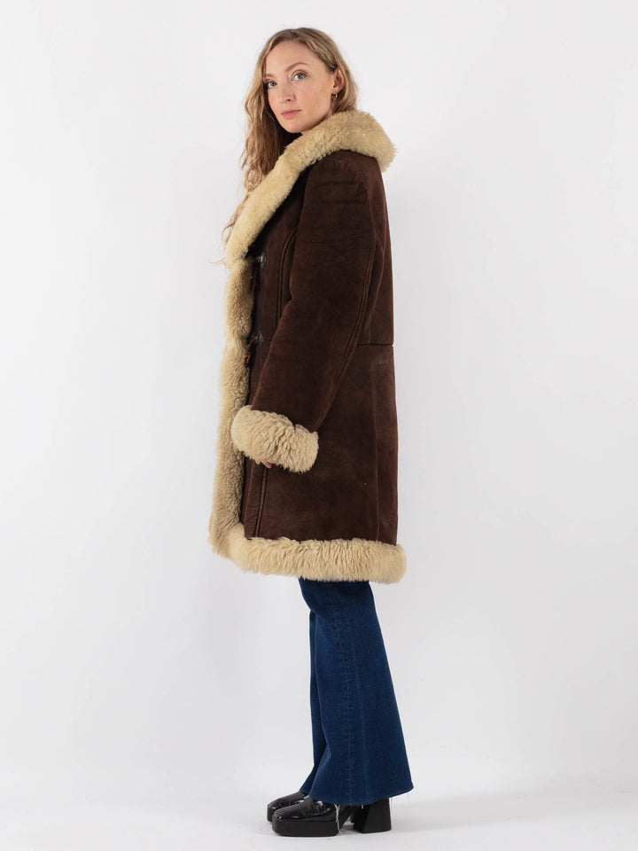Vintage 70's Women Sheepskin Coat in BrownV9430