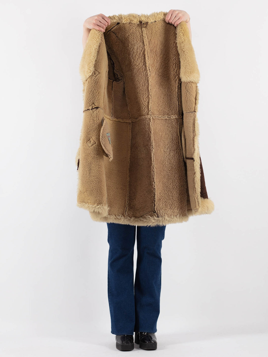 Vintage 70's Women Sheepskin Coat in BrownV9430