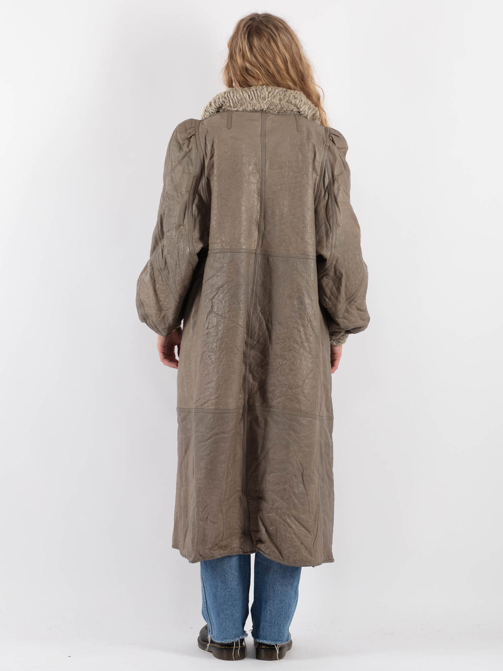 Vintage 70's Women Sheepskin Coat in Gray