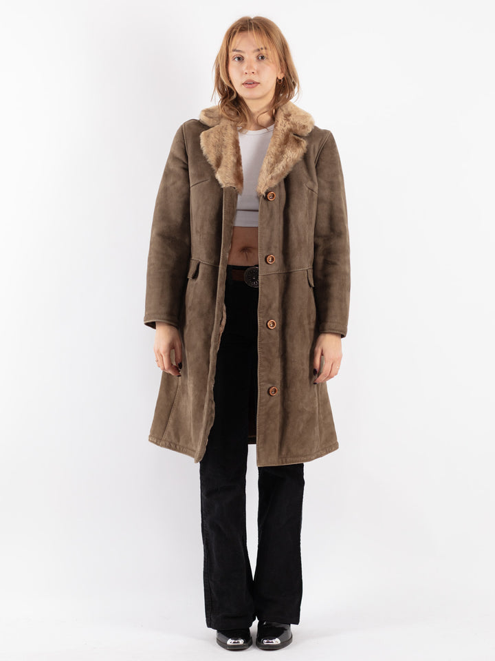 Vintage 70's Women Sheepskin Coat in Beige