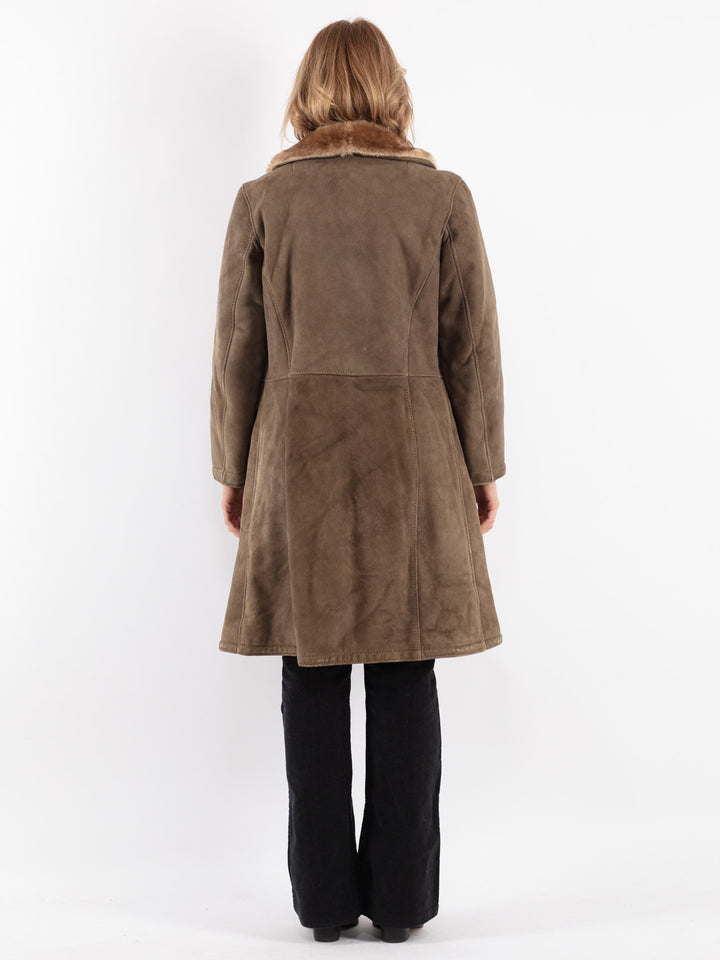 Vintage 70's Women Sheepskin Coat in Beige