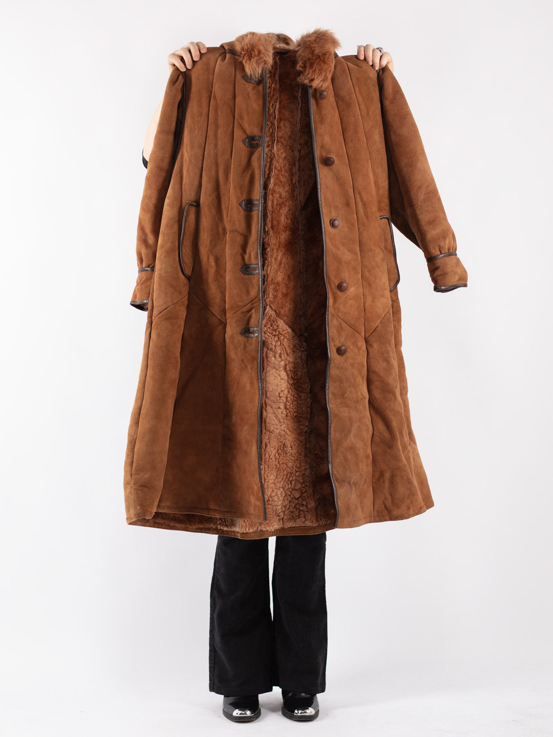 Vintage 70's Women Sheepskin Coat in Brown