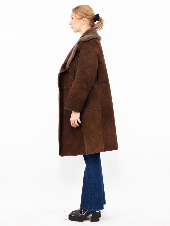 Vintage 70's Women Sheepskin Long Coat in Brown