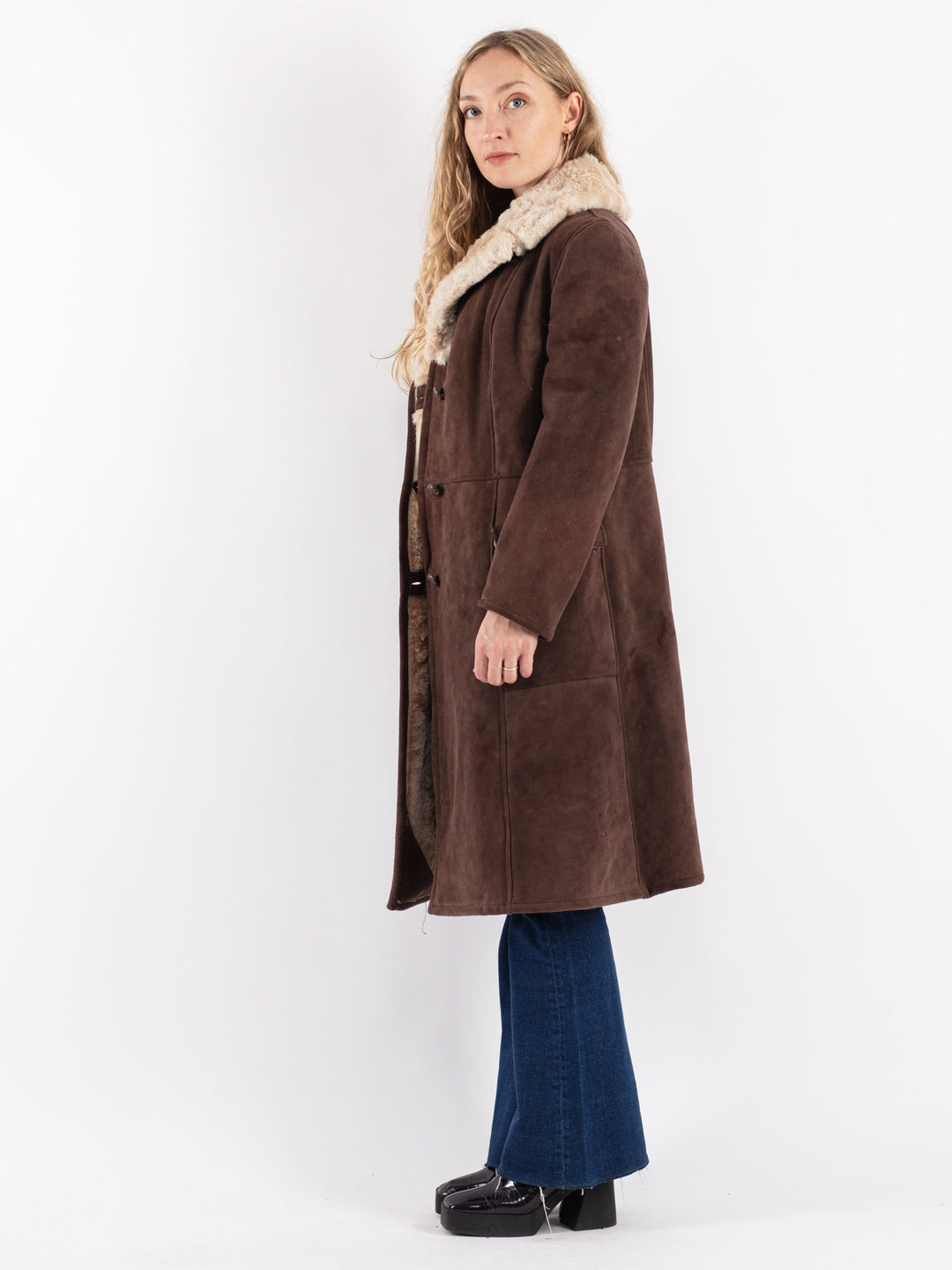 Vintage 70's Women Sheepskin Coat in Brown