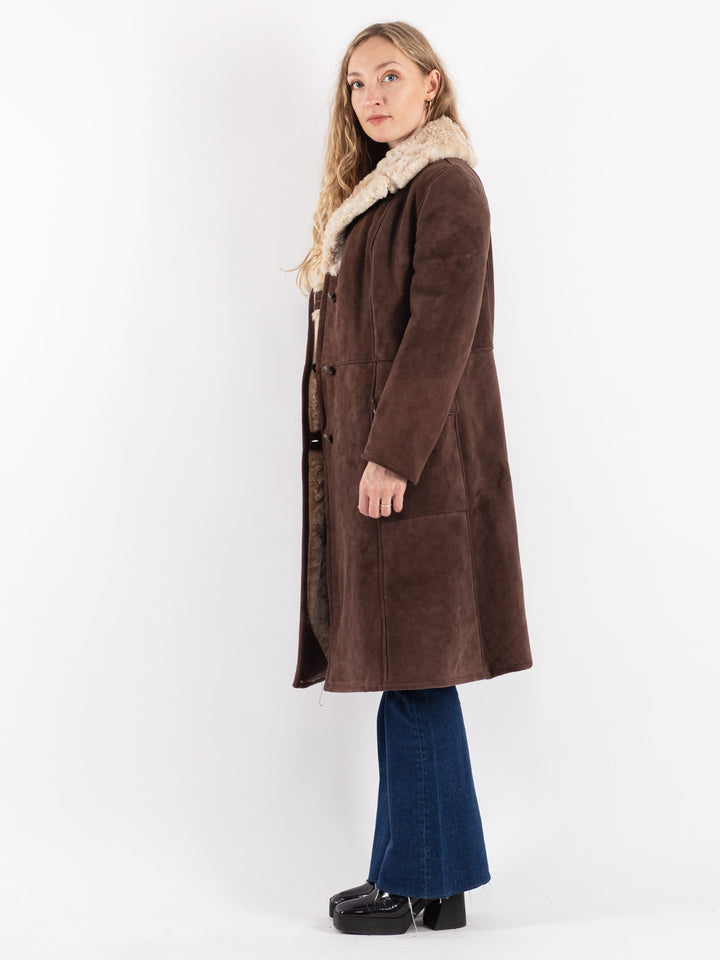 Vintage 70's Women Sheepskin Coat in Brown