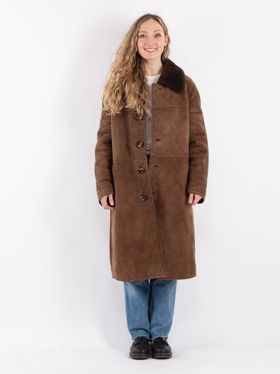 Vintage 70's Women Sheepskin Coat in Brown