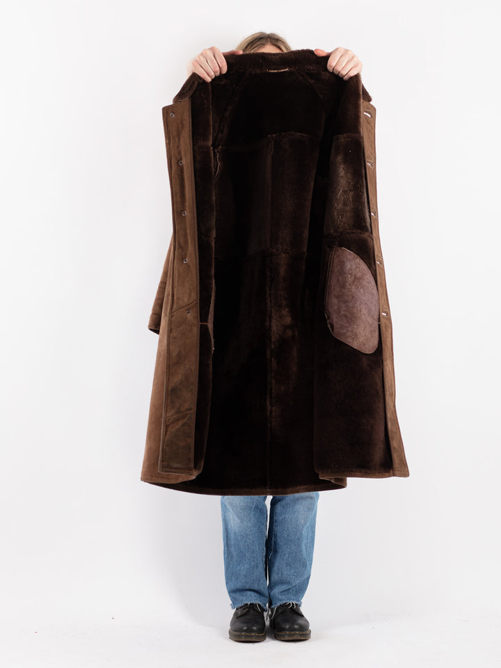 Vintage 70's Women Sheepskin Coat in Brown