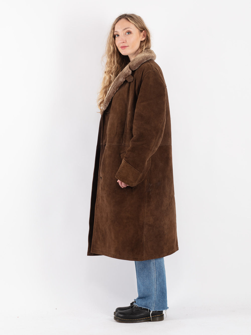 Vintage 70's Women Sheepskin Shearling Coat in Brown
