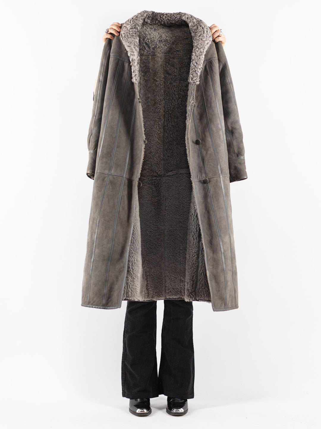 Vintage 70's Women Sheepskin Coat in Gray