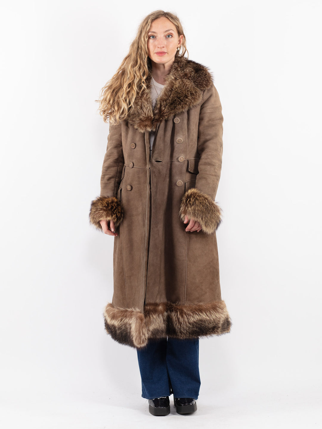 Vintage 70's Women Sheepskin Coat in Beige