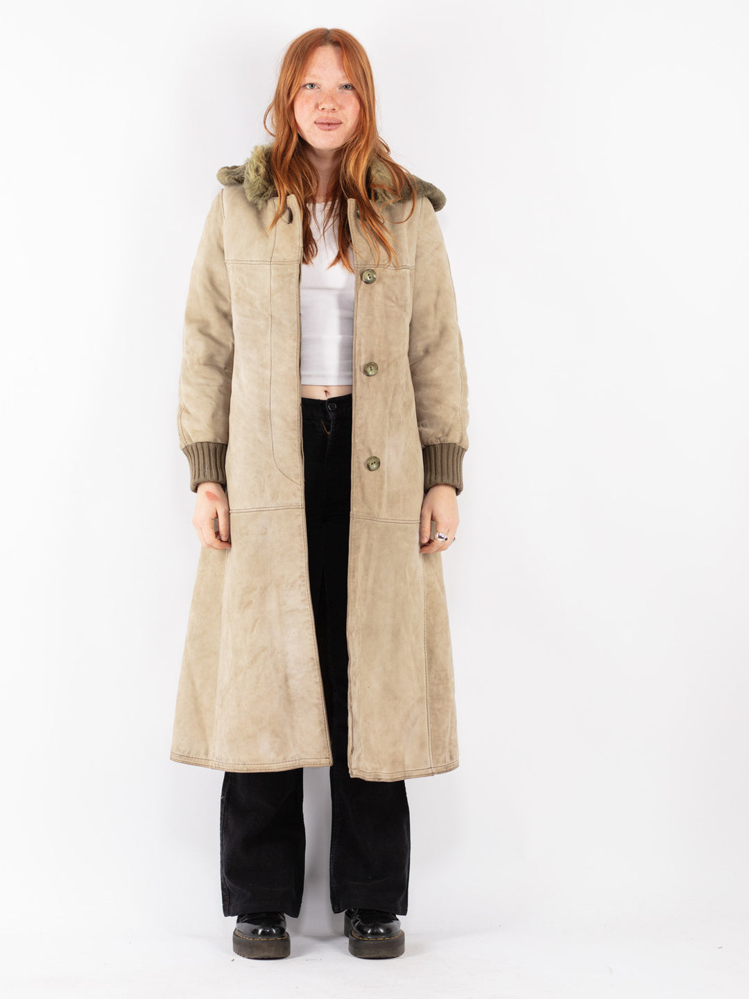 Vintage 70's Women Sheepskin Coat in Beige