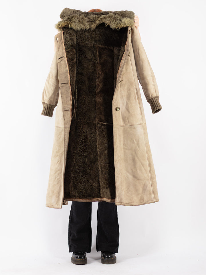 Vintage 70's Women Sheepskin Coat in Beige