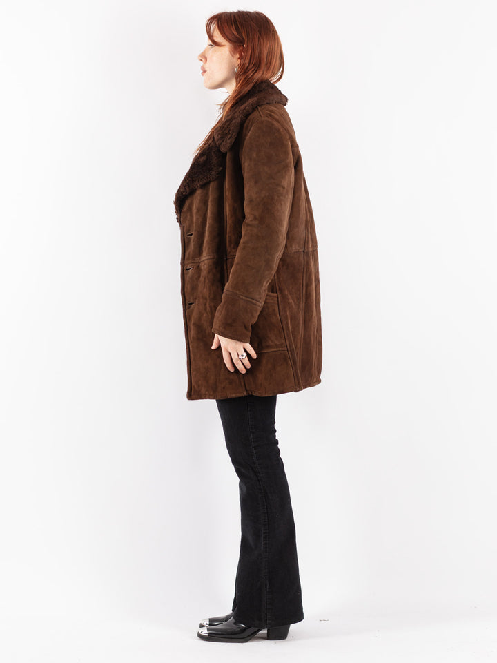 Vintage 70's Women Sheepskin Coat in Brown