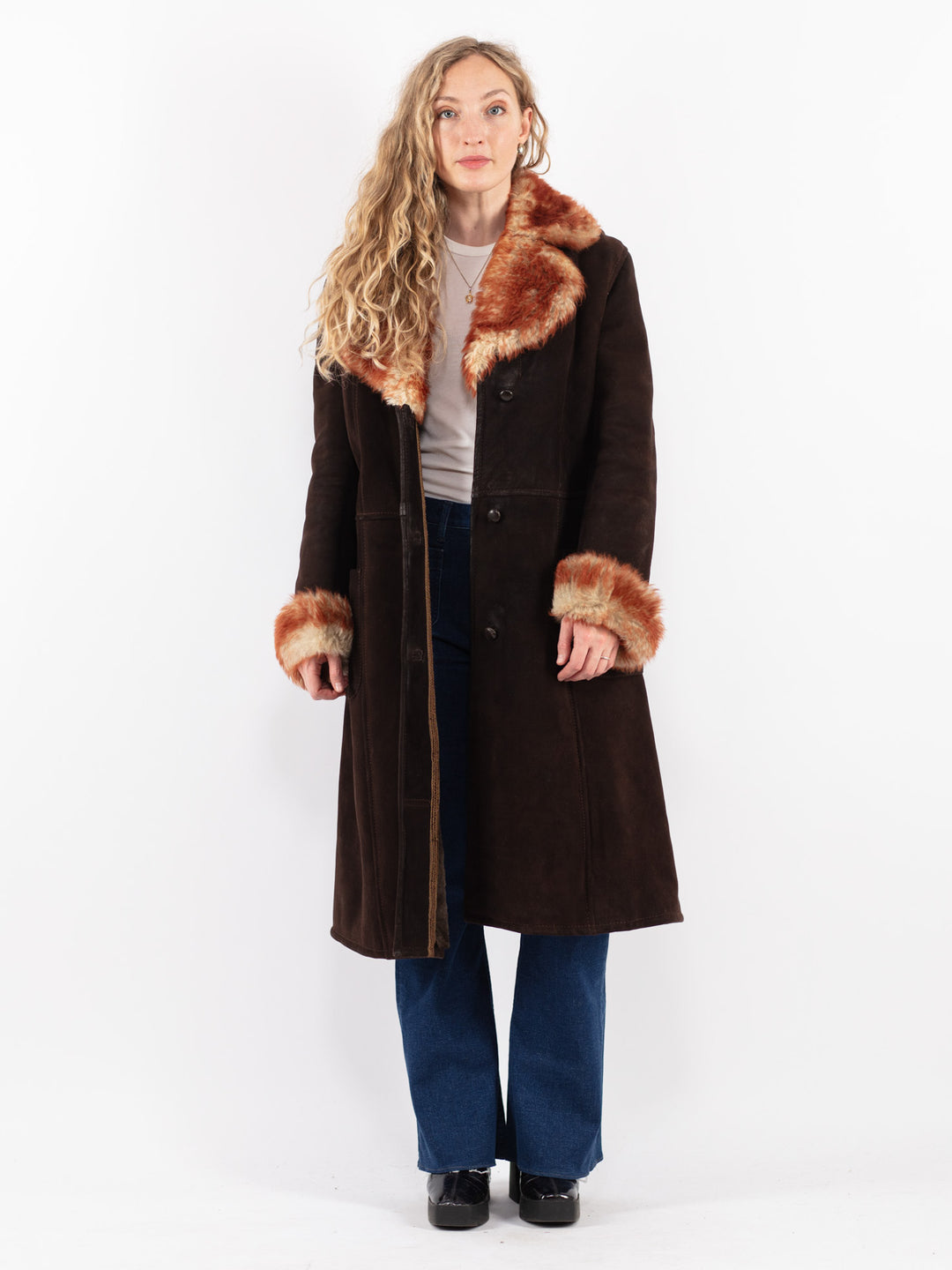 Vintage 70's Women Sheepskin Coat in Brown