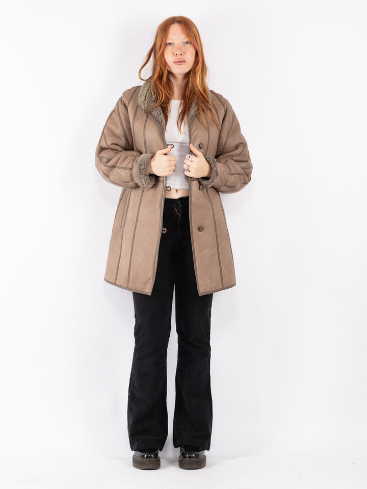 Vintage 70's Women Sheepskin Coat in Beige