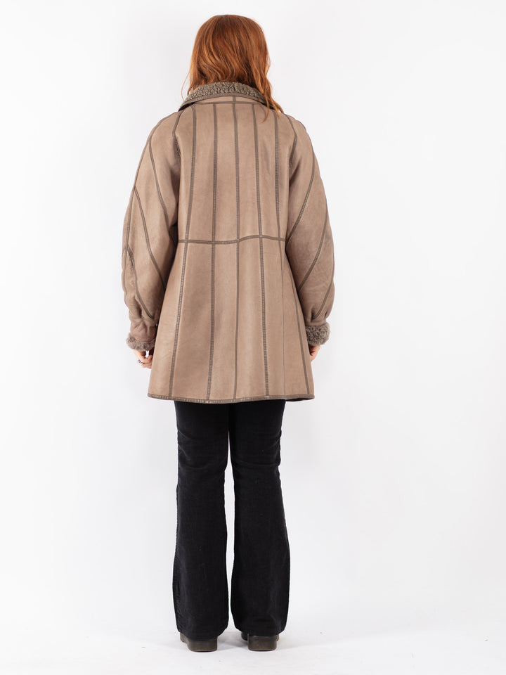Vintage 70's Women Sheepskin Coat in Beige