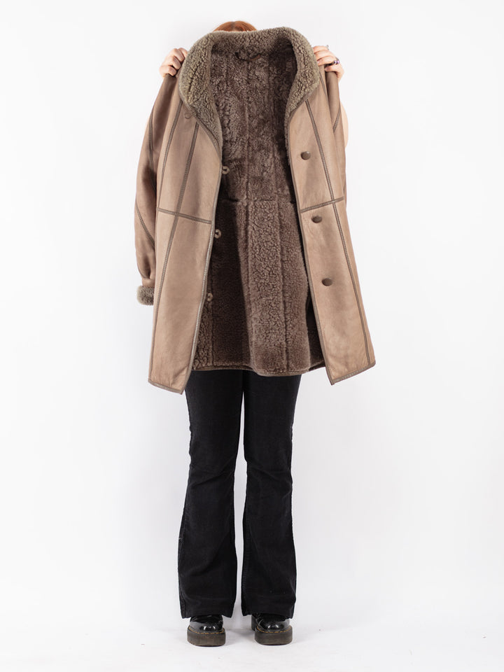 Vintage 70's Women Sheepskin Coat in Beige