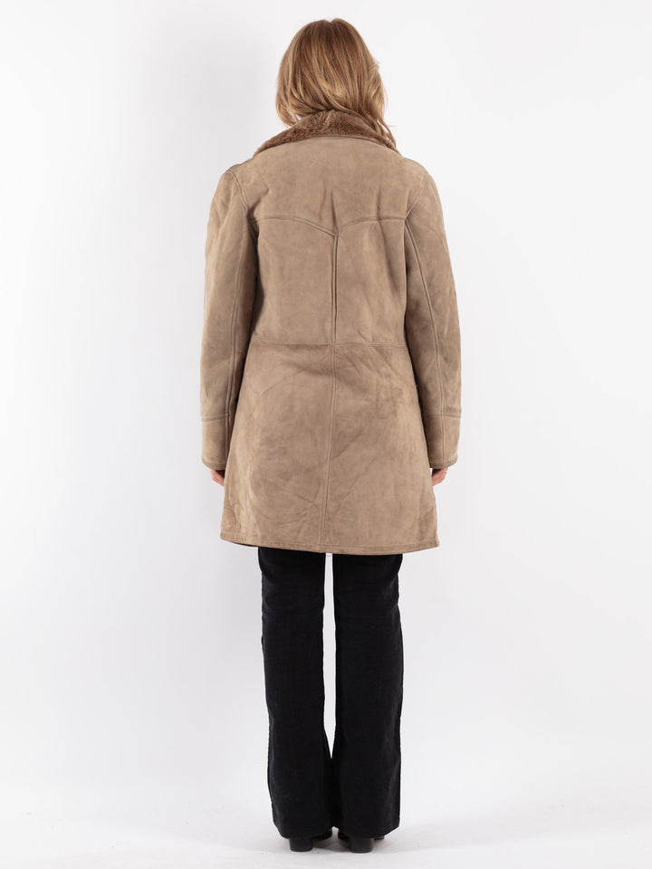 Vintage 70's Women Sheepskin Coat in Beige