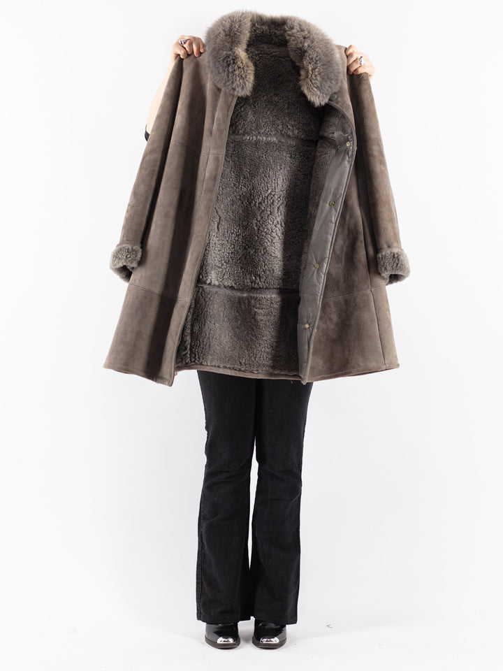 Vintage 70's Women Sheepskin Coat in Gray