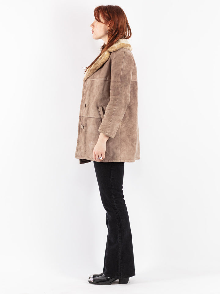 Vintage 70's Women Sheepskin Coat in Beige